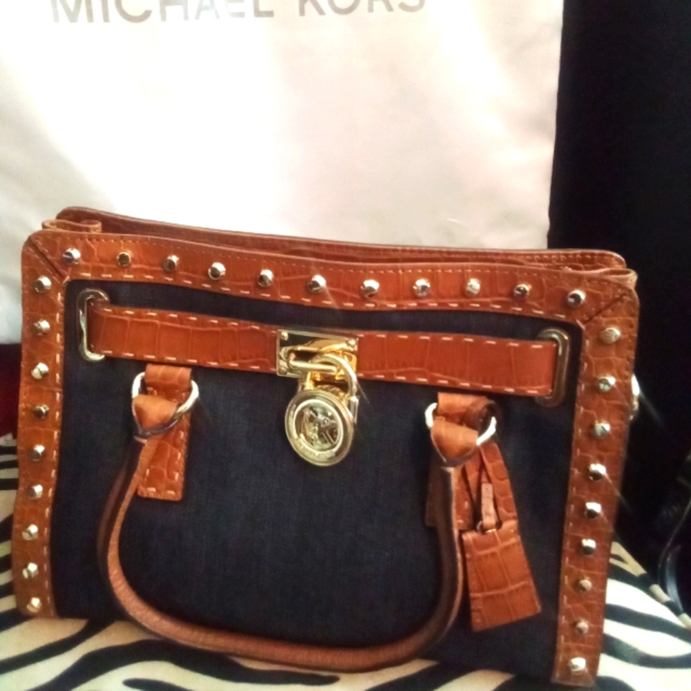 Michael Kors purse